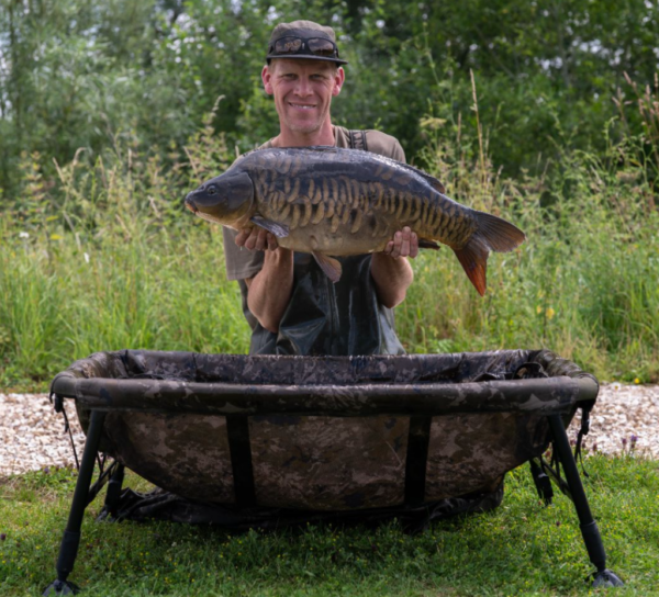 2421 Nash Hi-Protect Carp Cradles