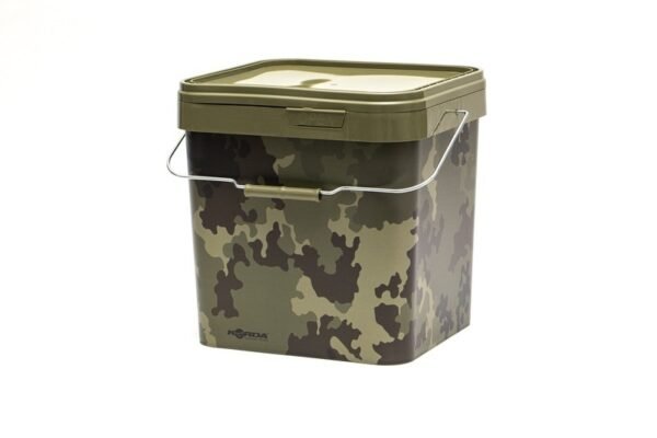 3700 Korda Compac Buckets