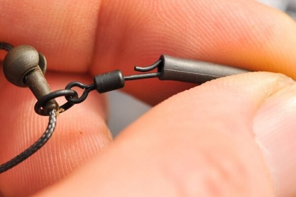 Korda Kwik Change Ring Swivel Size 8