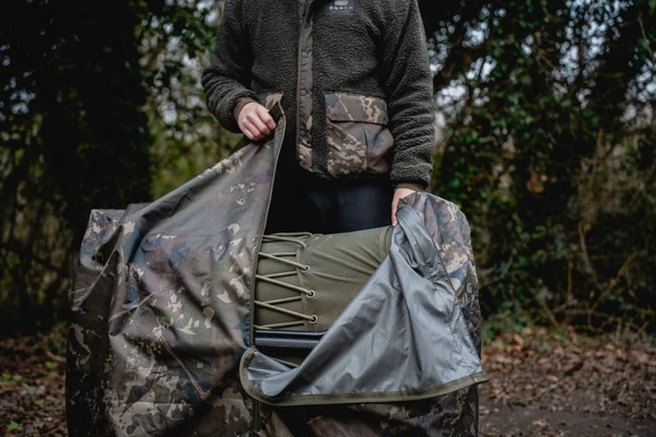 Nash Subterfuge Waterproof Bedchair Bag