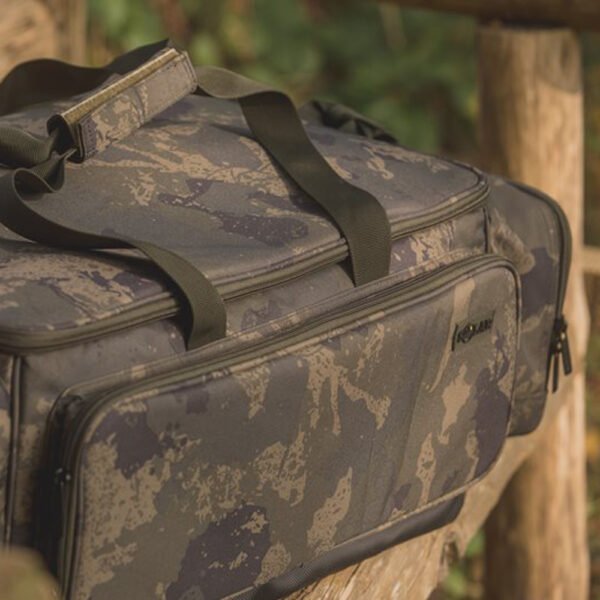 Solar Undercover Camo Carryalls