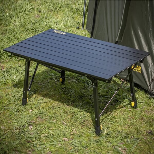 Solar A1 Alluminium Table
