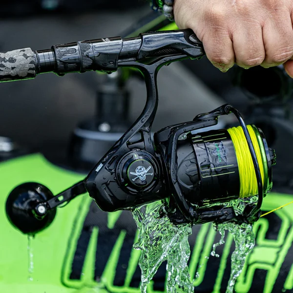 7438 Madcat Dominion Spinning Reel