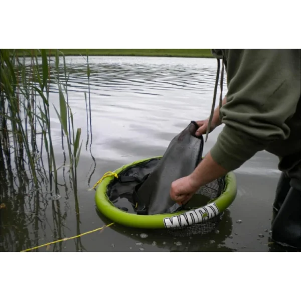 7570 Madcat Bait Station Floating