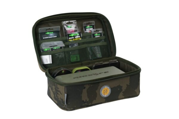 Solar Worldwide Tackle Stations